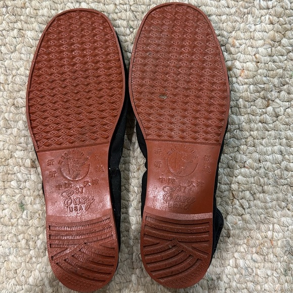 House slippers 🥿 - Picture 2 of 2